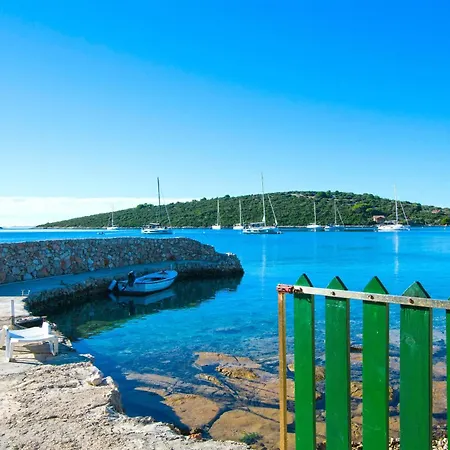 House Bellatrix * Tkon